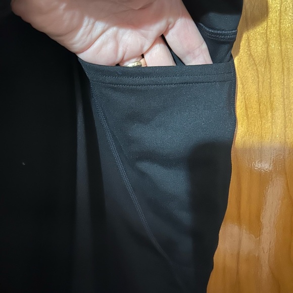 NWT Sketchers, never worn women’s casual or athletic pants with pockets. - Picture 3 of 14